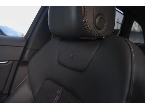 Audi A6 Avant 50 TFSIe 300pk Quattro S-line Facelift Panoramadak Bang&Olufsen *BTW* Trekhaak elec. Ascari blauw S6 diffusor Black pack