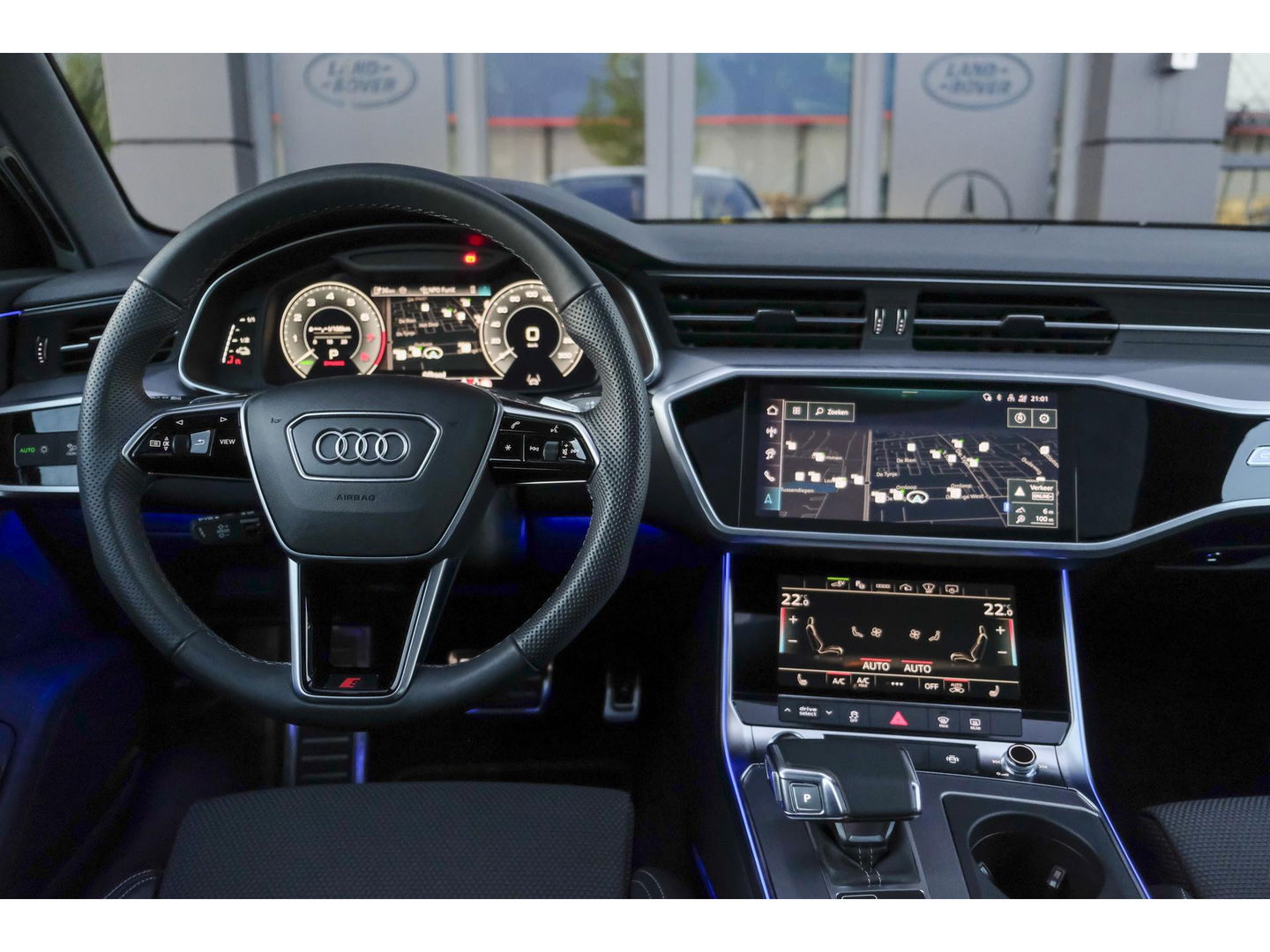 Audi A6 Avant 50 TFSIe 300pk Quattro S-line Facelift Panoramadak Bang&Olufsen *BTW* Trekhaak elec. Ascari blauw S6 diffusor Black pack