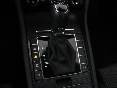 Škoda Superb 1.4 TSI iV Business Edition | Stoelverwarming | Carplay | Carplay | Virtual Cockpit | Navigatie | Parkeerhulp | Full LED | PHEV