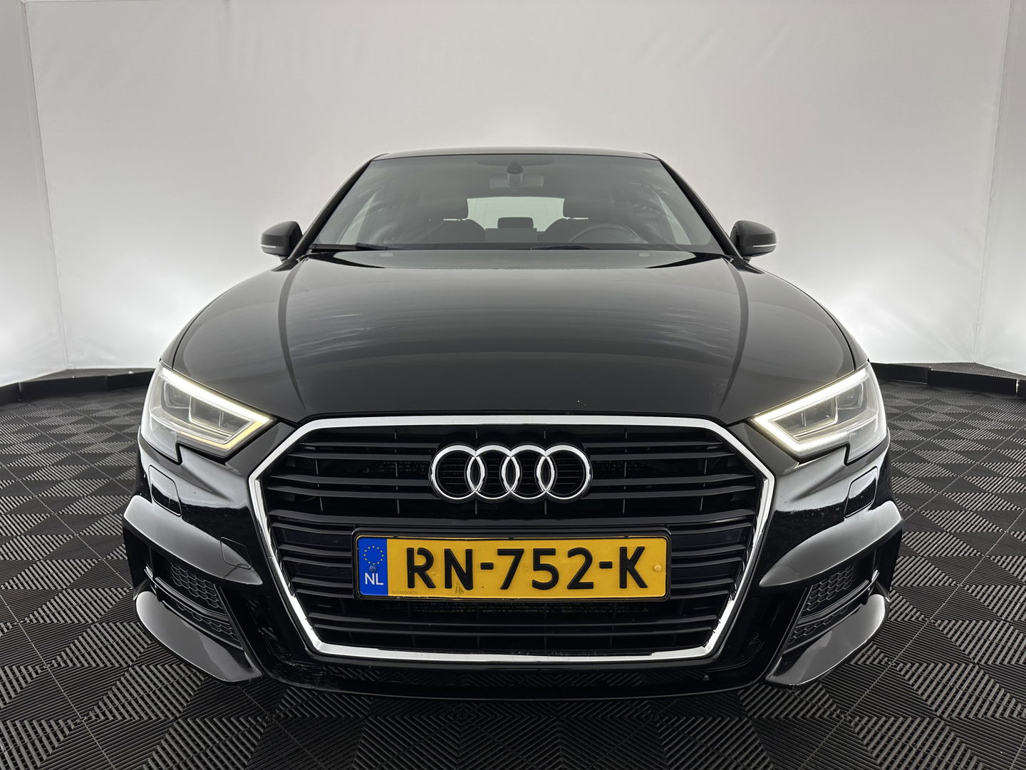 Audi A3 Sportback 1.5 TFSI CoD Sport S Line Edition Aut. *FULL-LED | 1/2LEATHER | NAVI-FULLMAP | SPORT-SEATS | AUDI-SOUND | ECC | PDC | CRUISE | 18''ALU*