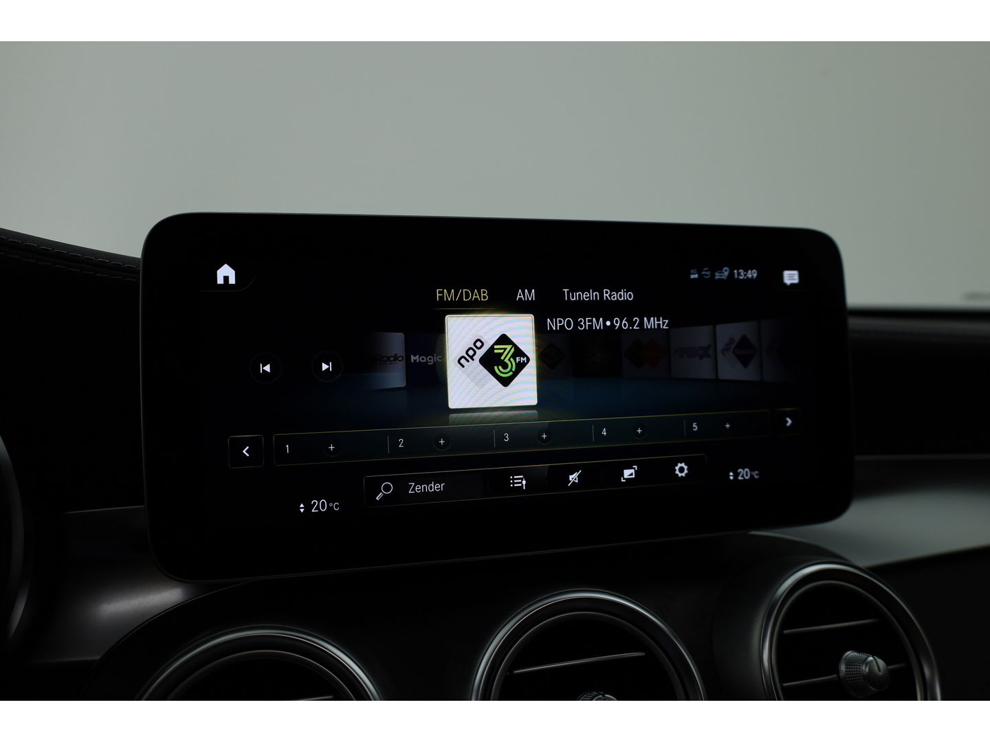 Mercedes-Benz GLC Coupé 300e 4MATIC AMG-Line | Pano | 360cam | Memory seats | Elek. Trekhaak | 20'' | Apple CarPlay