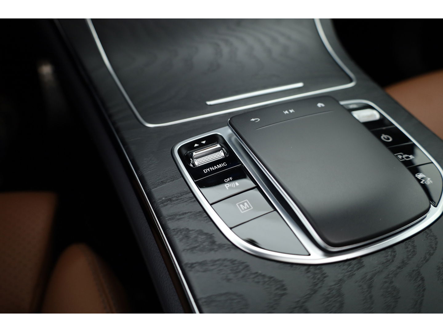 Mercedes-Benz GLC Coupé 300e 4MATIC AMG-Line | Pano | 360cam | Memory seats | Elek. Trekhaak | 20'' | Apple CarPlay