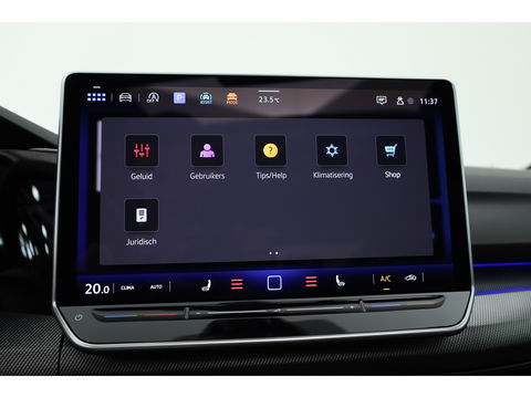 Volkswagen GOLF Variant 1.5 eTSI R-Line DSG | MY25 | Pano | IQ. Light | Adapt. Cruise | Camera | Stoel- Stuurverw. | Apple CarPlay