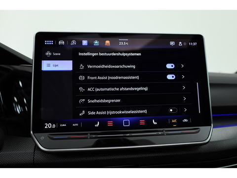 Volkswagen GOLF Variant 1.5 eTSI R-Line DSG | MY25 | Pano | IQ. Light | Adapt. Cruise | Camera | Stoel- Stuurverw. | Apple CarPlay