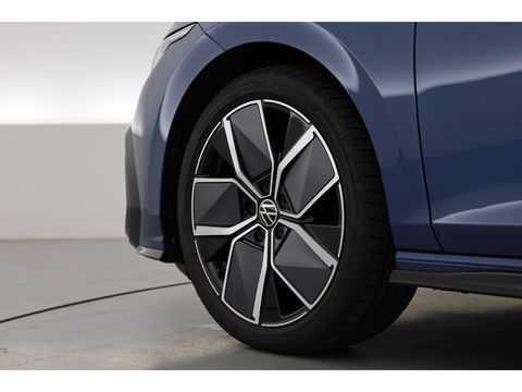 Volkswagen GOLF Variant 1.5 eTSI R-Line DSG | MY25 | Pano | IQ. Light | Adapt. Cruise | Camera | Stoel- Stuurverw. | Apple CarPlay