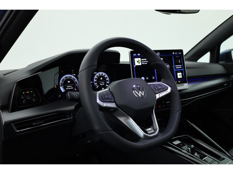 Volkswagen GOLF Variant 1.5 eTSI R-Line DSG | MY25 | Pano | IQ. Light | Adapt. Cruise | Camera | Stoel- Stuurverw. | Apple CarPlay