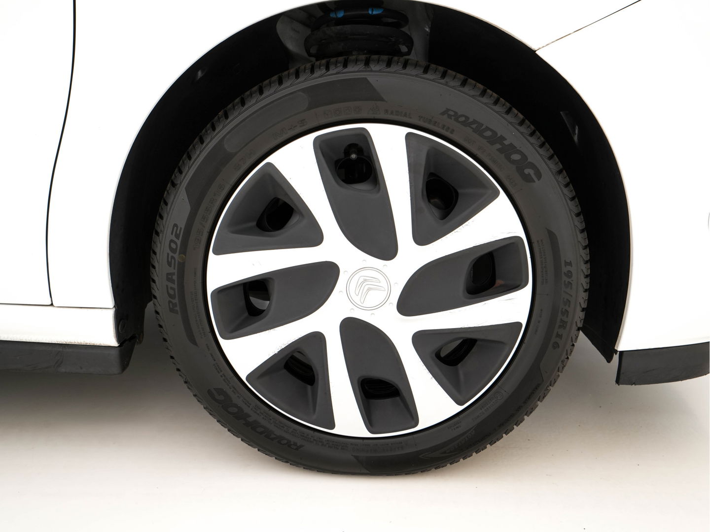 Citroën DS3 1.6 e-HDi So Chic Pack |Comfort *NAVI-FULLMAP | AIRCO | PDC | CRUISE | RADIO-CD | SPORT-SEATS*