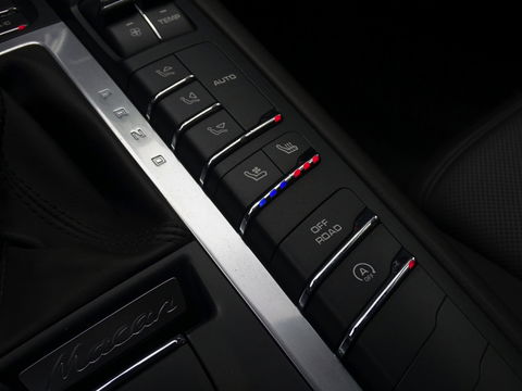 Porsche Macan 3.0 S 340PK PDK / PCM / carbon / LED