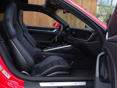 Porsche 992 911 3.0 Carrera S 451PK Sport Design / 2021 / LED