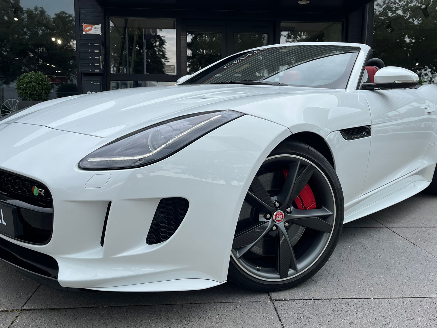 Jaguar F-Type 5.0 V8 R Convertible AWD 551PK|Carbon|Meridian|Sportuitlaat|Memory|Leder|Keyless|Camera