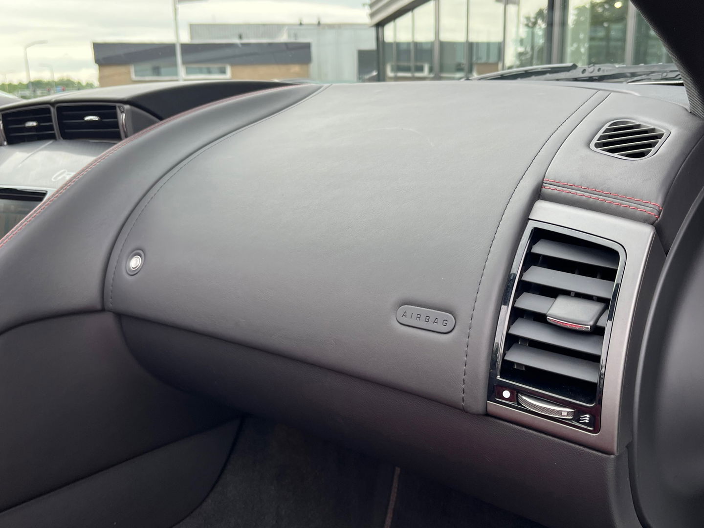 Jaguar F-Type 5.0 V8 R Convertible AWD 551PK|Carbon|Meridian|Sportuitlaat|Memory|Leder|Keyless|Camera