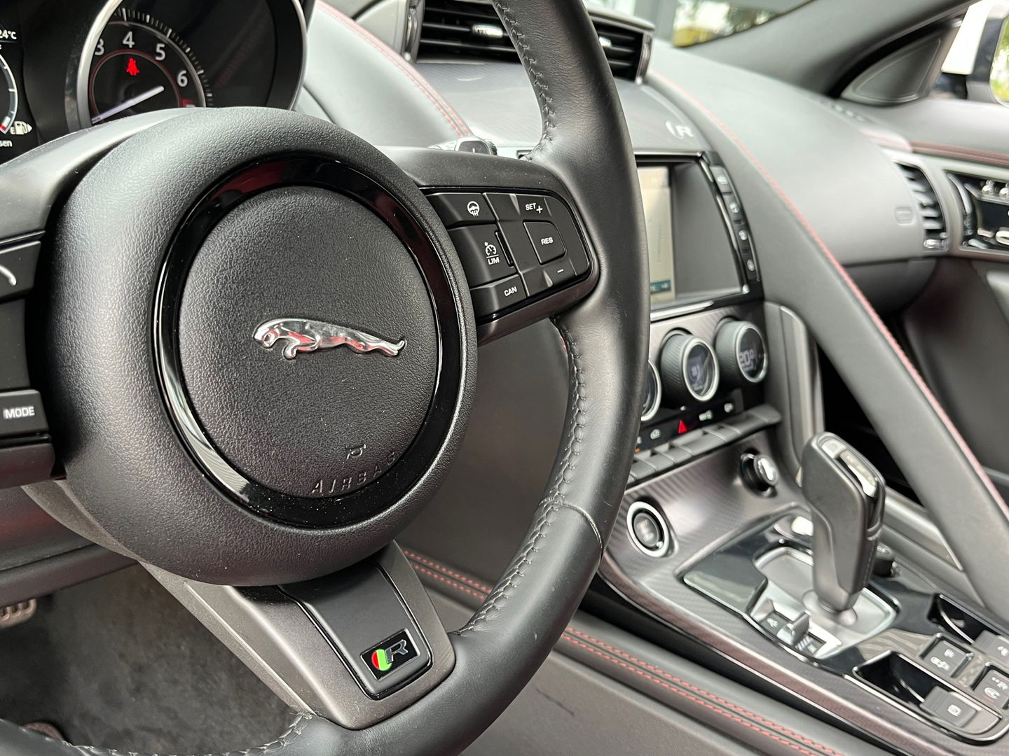 Jaguar F-Type 5.0 V8 R Convertible AWD 551PK|Carbon|Meridian|Sportuitlaat|Memory|Leder|Keyless|Camera