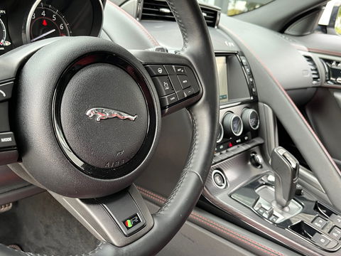 Jaguar F-Type 5.0 V8 R Convertible AWD 551PK|Carbon|Meridian|Sportuitlaat|Memory|Leder|Keyless|Camera