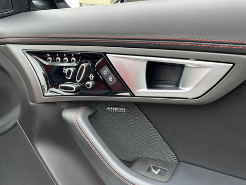 Jaguar F-Type 5.0 V8 R Convertible AWD 551PK|Carbon|Meridian|Sportuitlaat|Memory|Leder|Keyless|Camera