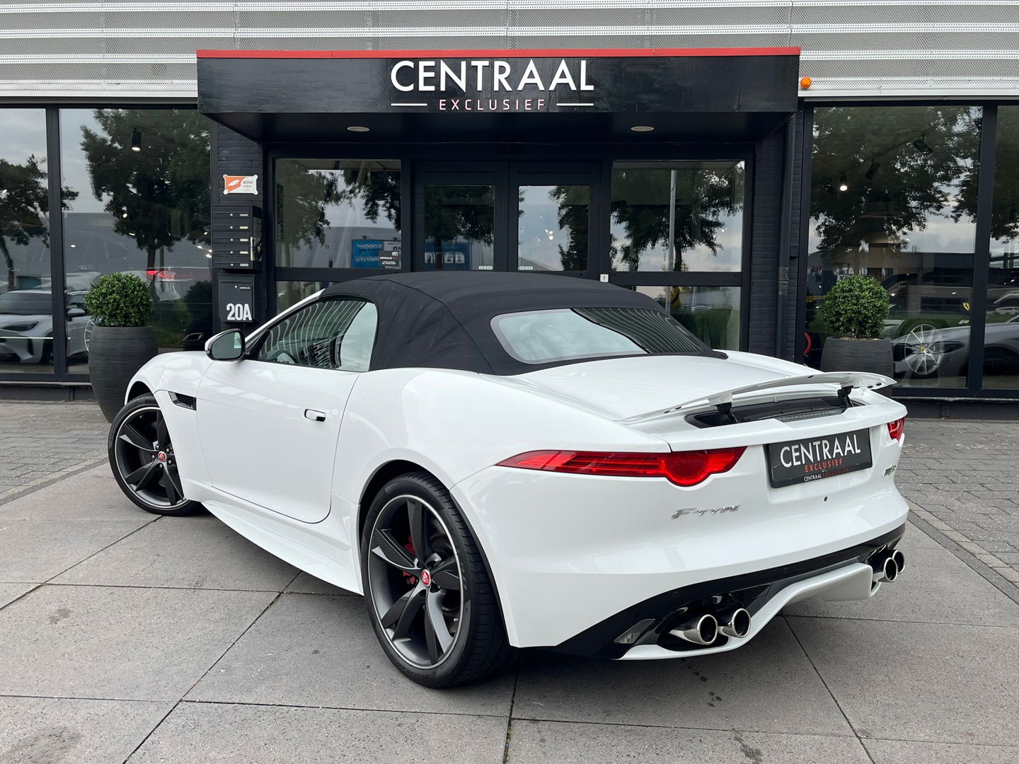 Jaguar F-Type 5.0 V8 R Convertible AWD 551PK|Carbon|Meridian|Sportuitlaat|Memory|Leder|Keyless|Camera