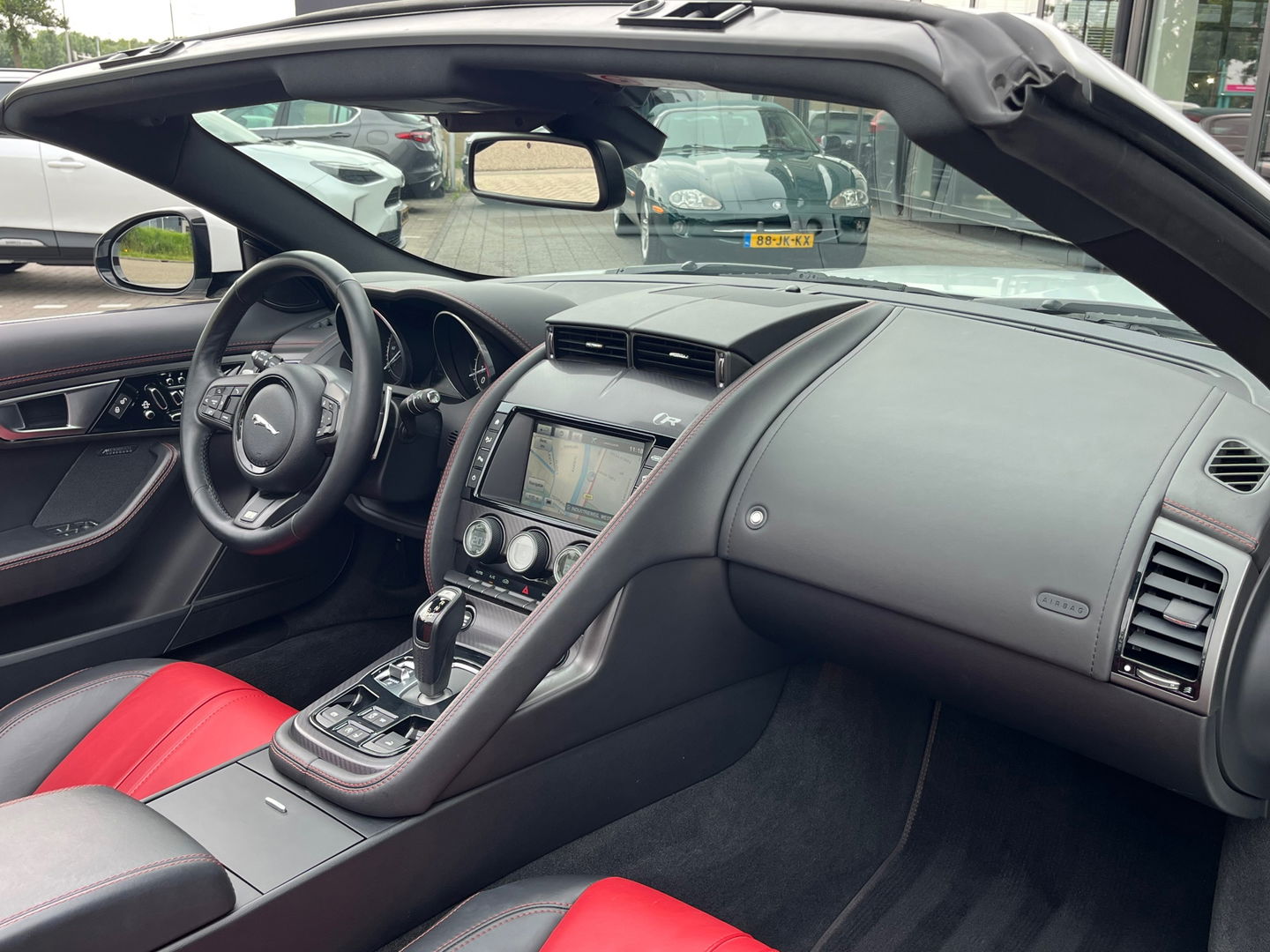Jaguar F-Type 5.0 V8 R Convertible AWD 551PK|Carbon|Meridian|Sportuitlaat|Memory|Leder|Keyless|Camera