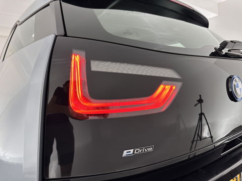 BMW i3 Basis Comfort Advance 22 kWh Aut. *PANO | 1/2LEATHER | FULL-LED | ADAPTIVE-CRUISE | HARMAN/KARDON | NAVI-FULLMAP | CAMERA | KEYLESS | COMFORT-SEATS | ECC | PDC | 20''ALU*
