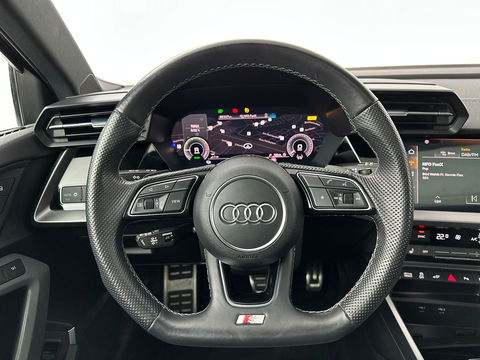 Audi A3 Sportback 40 TFSI e Advanced edition Pano Massage ACC Carplay S-line