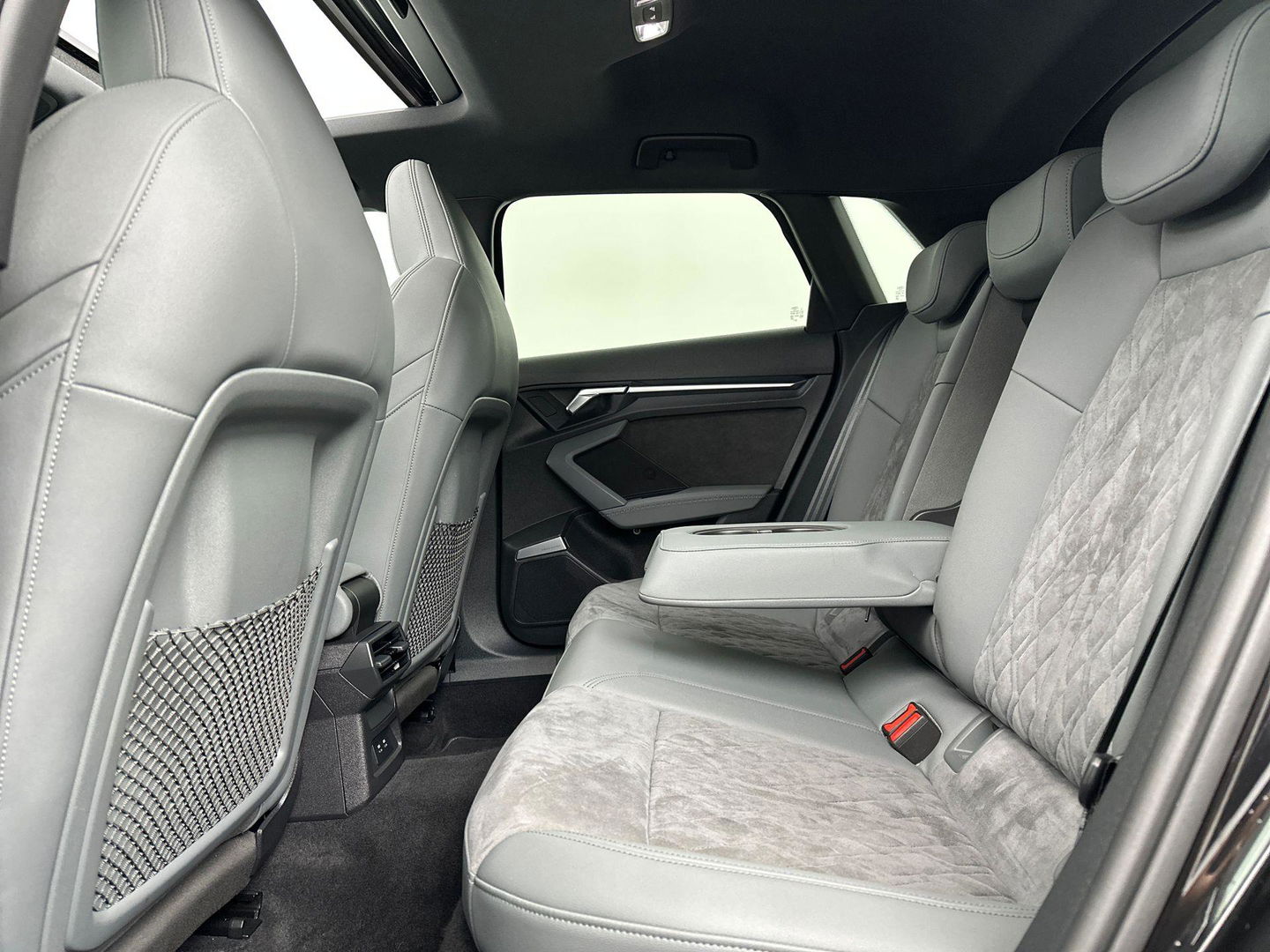 Audi A3 Sportback 40 TFSI e Advanced edition Pano Massage ACC Carplay S-line