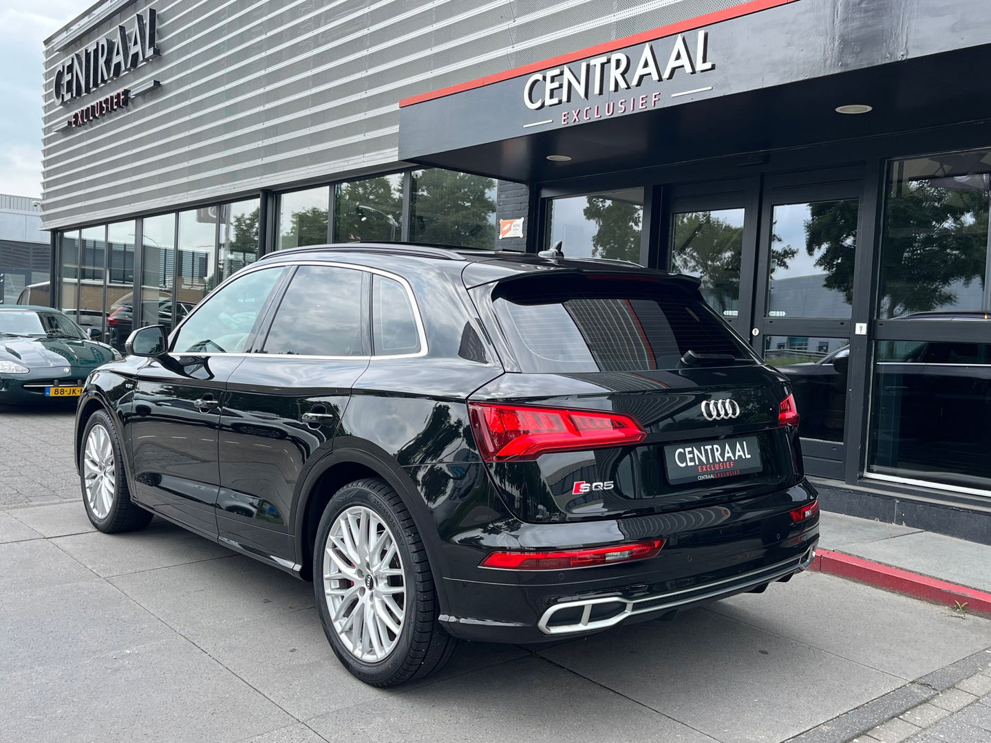 Audi SQ5 3.0 TFSI Quattro 354PK|Pano|Memory|Head-Up|Luchtvering|Carbon|Camera|ACC|Keyless|Leder|Carplay