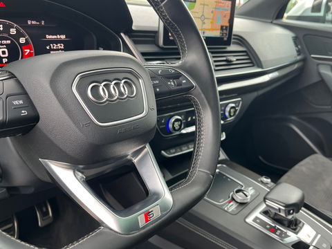 Audi SQ5 3.0 TFSI Quattro 354PK|Pano|Memory|Head-Up|Luchtvering|Carbon|Camera|ACC|Keyless|Leder|Carplay