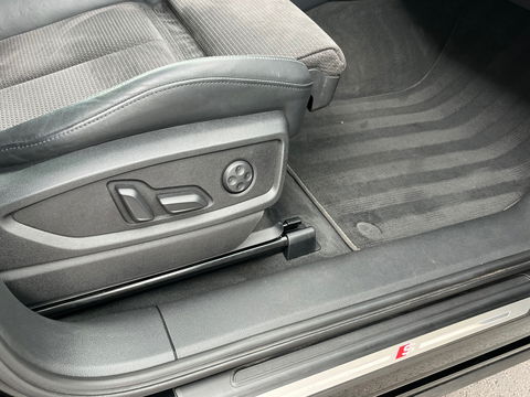 Audi SQ5 3.0 TFSI Quattro 354PK|Pano|Memory|Head-Up|Luchtvering|Carbon|Camera|ACC|Keyless|Leder|Carplay