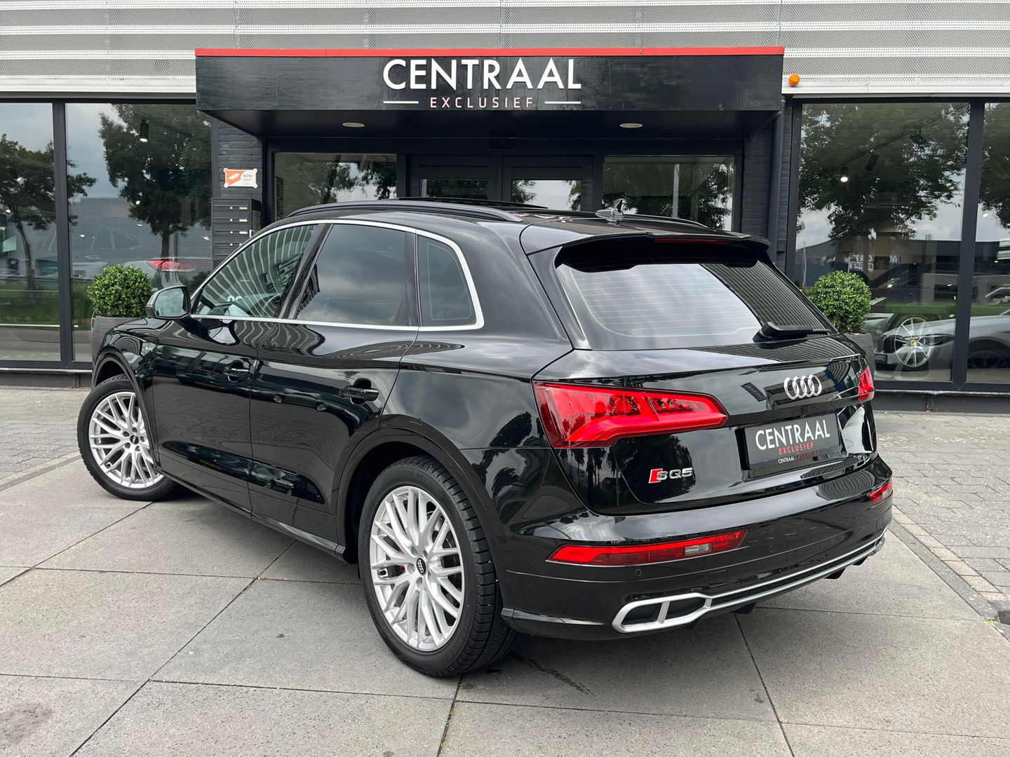 Audi SQ5 3.0 TFSI Quattro 354PK|Pano|Memory|Head-Up|Luchtvering|Carbon|Camera|ACC|Keyless|Leder|Carplay