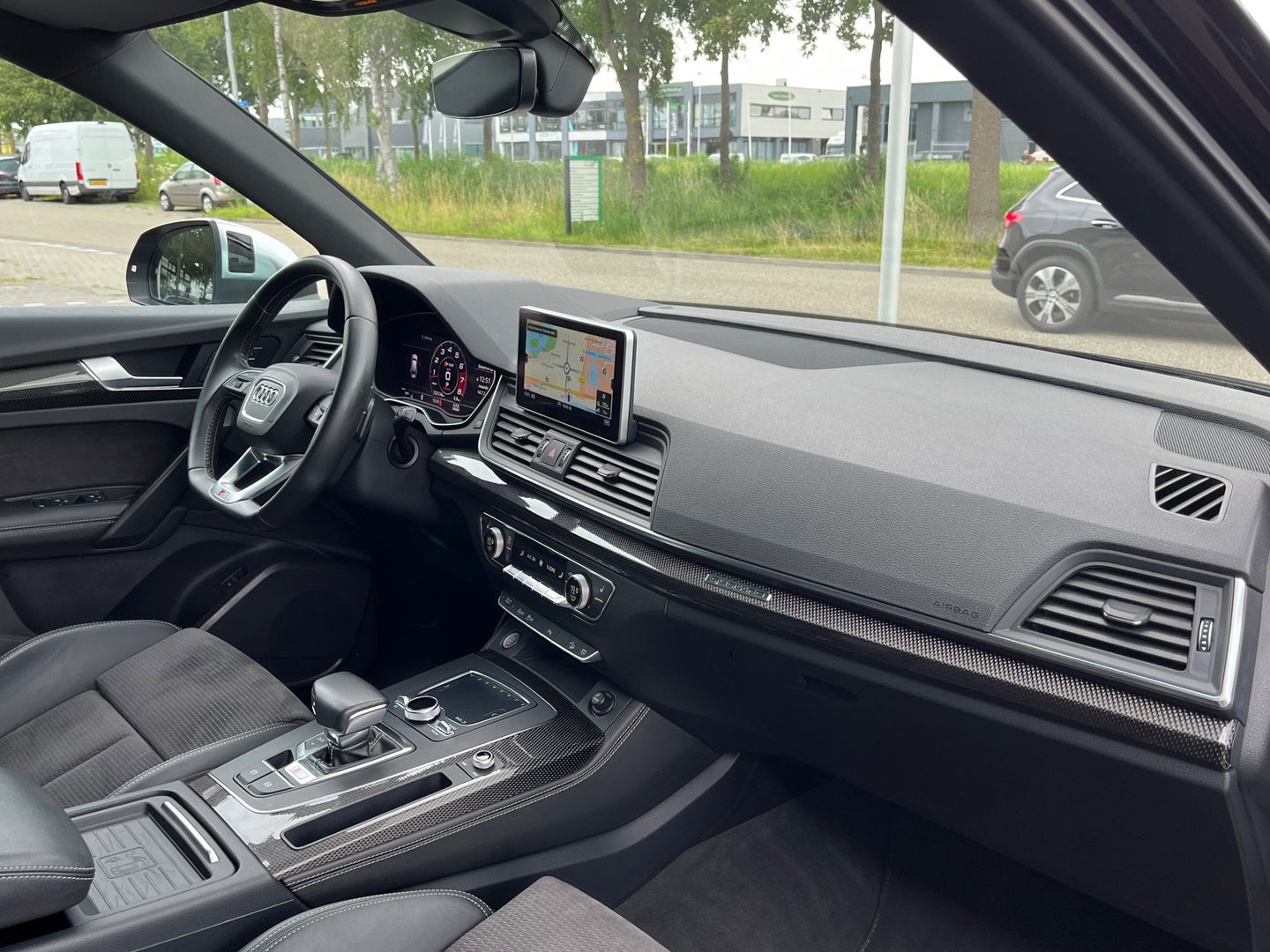 Audi SQ5 3.0 TFSI Quattro 354PK|Pano|Memory|Head-Up|Luchtvering|Carbon|Camera|ACC|Keyless|Leder|Carplay