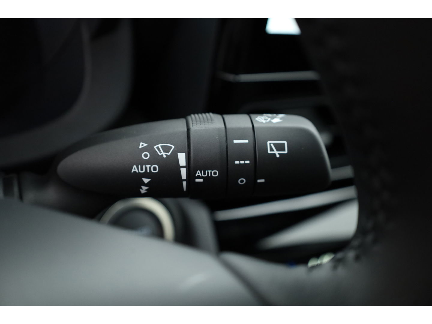 Toyota Yaris Cross 1.5 Hybrid Teamplayer 130pk | Winter pakket | Safety pakket | Navi | Adapt. Cruise | Camera | Keyless