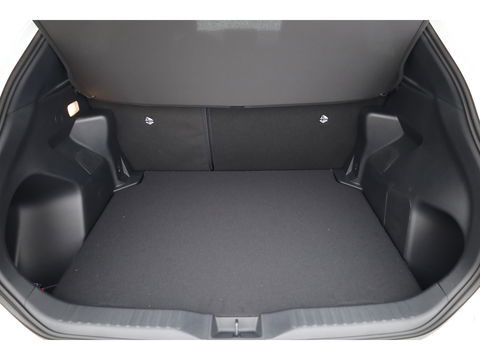 Toyota Yaris Cross 1.5 Hybrid Teamplayer 130pk | Winter pakket | Safety pakket | Navi | Adapt. Cruise | Camera | Keyless