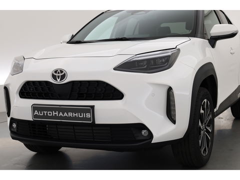 Toyota Yaris Cross 1.5 Hybrid Teamplayer 130pk | Winter pakket | Safety pakket | Navi | Adapt. Cruise | Camera | Keyless