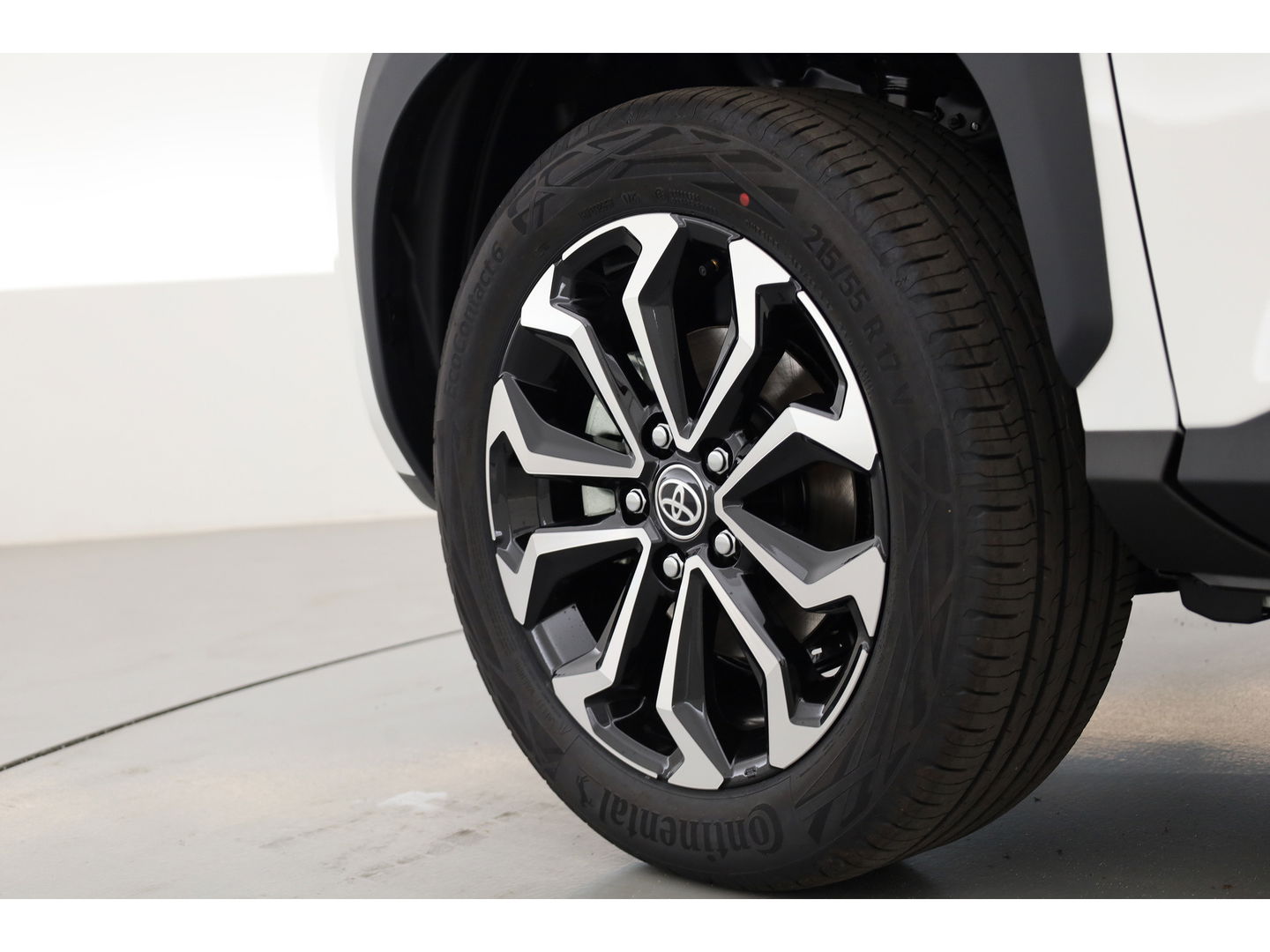 Toyota Yaris Cross 1.5 Hybrid Teamplayer 130pk | Winter pakket | Safety pakket | Navi | Adapt. Cruise | Camera | Keyless