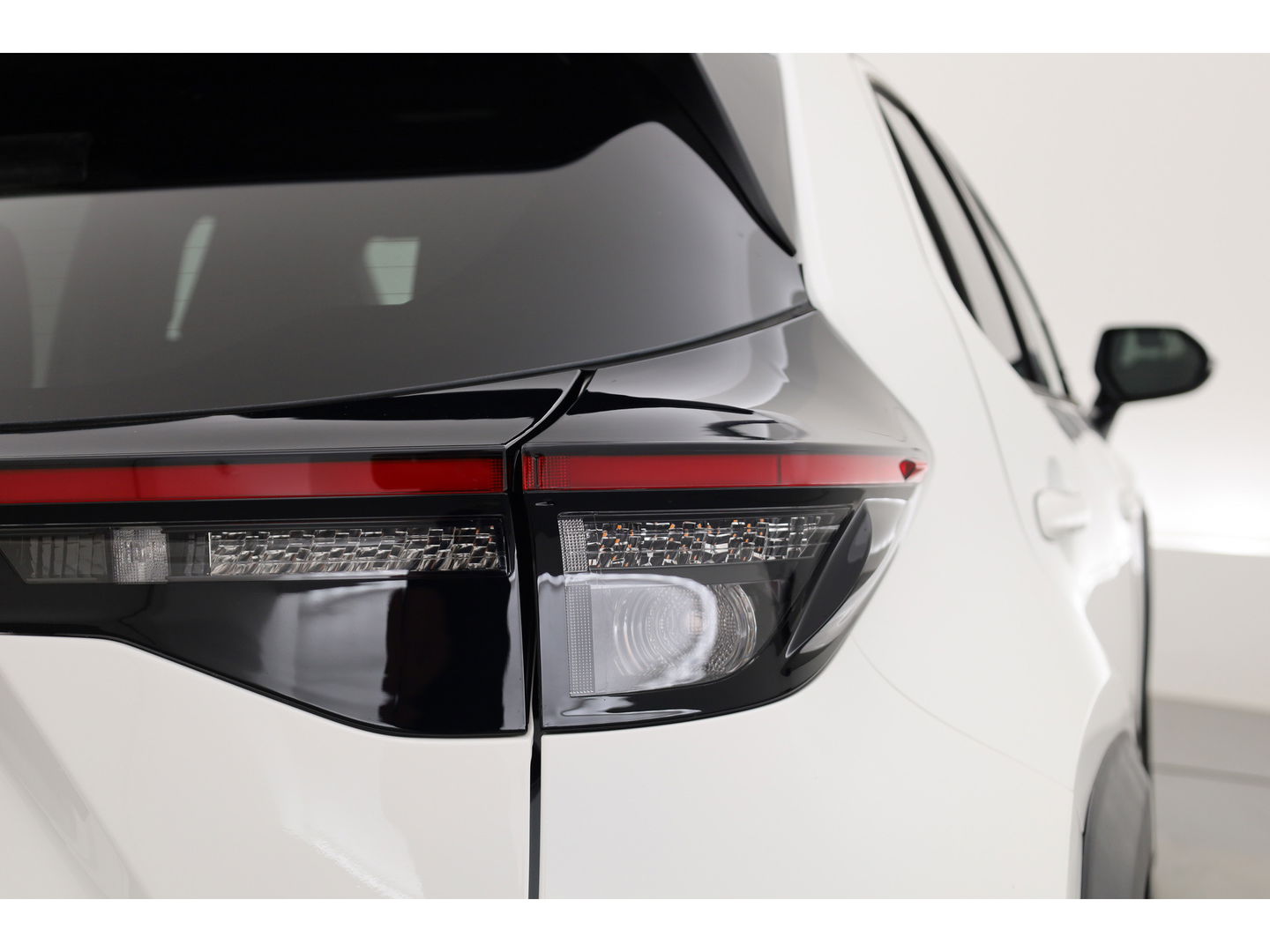 Toyota Yaris Cross 1.5 Hybrid Teamplayer 130pk | Winter pakket | Safety pakket | Navi | Adapt. Cruise | Camera | Keyless