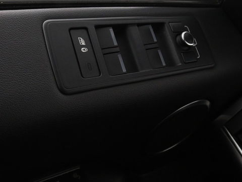 Land Rover Range Rover Sport 3.0 SDV6 HSE Dynamic 7-Persoons | Panoramadak | Leder | Trekhaak | Stoelverwarming | Xenon | Camera | Memory