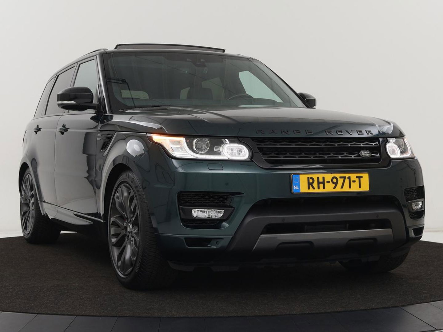 Land Rover Range Rover Sport 3.0 SDV6 HSE Dynamic 7-Persoons | Panoramadak | Leder | Trekhaak | Stoelverwarming | Xenon | Camera | Memory
