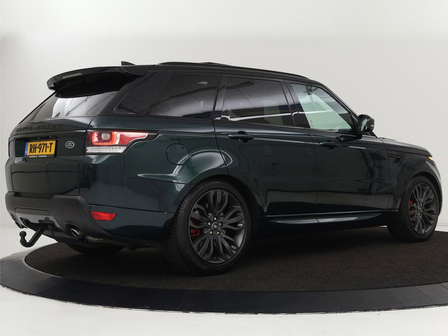 Land Rover Range Rover Sport 3.0 SDV6 HSE Dynamic 7-Persoons | Panoramadak | Leder | Trekhaak | Stoelverwarming | Xenon | Camera | Memory