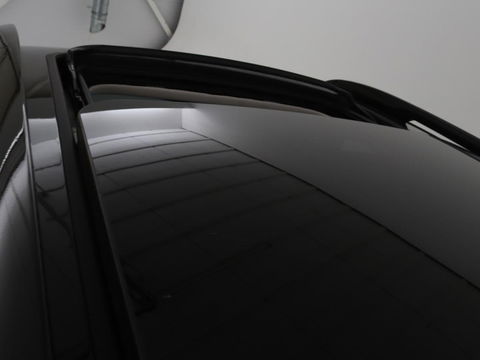 Citroën C5 Aircross 1.6 Plug In Hybride Shine | Panoramadak | Stoelverwarming | Trekhaak | Leder/Alcantara | Adaptive cruise | Keyless | Carplay | Camera | Navigatie