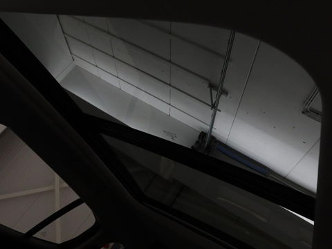 Citroën C5 Aircross 1.6 Plug In Hybride Shine | Panoramadak | Stoelverwarming | Trekhaak | Leder/Alcantara | Adaptive cruise | Keyless | Carplay | Camera | Navigatie