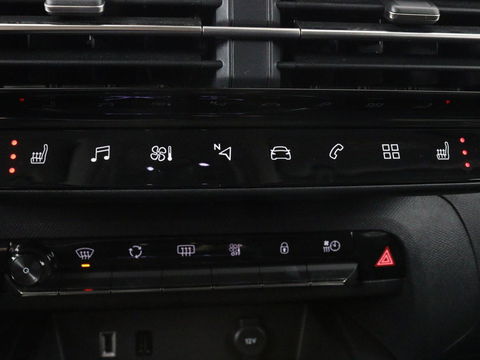 Citroën C5 Aircross 1.6 Plug In Hybride Shine | Panoramadak | Stoelverwarming | Trekhaak | Leder/Alcantara | Adaptive cruise | Keyless | Carplay | Camera | Navigatie