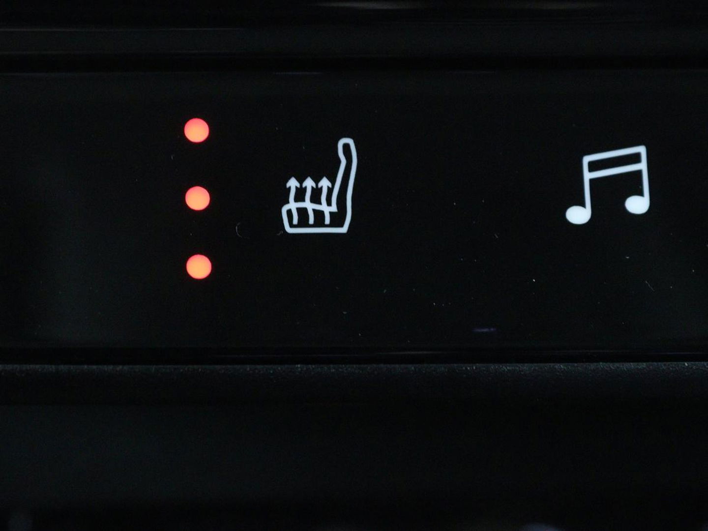 Citroën C5 Aircross 1.6 Plug In Hybride Shine | Panoramadak | Stoelverwarming | Trekhaak | Leder/Alcantara | Adaptive cruise | Keyless | Carplay | Camera | Navigatie