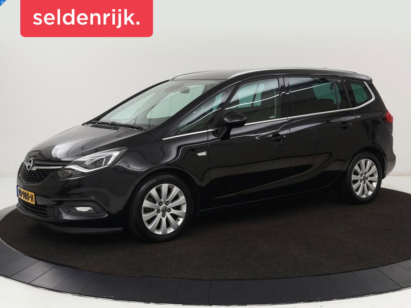 Opel Zafira 2.0 CDTI Innovation 7-Persoons | 1e eigenaar | Camera | Trekhaak | Navigatie | Carplay | Full LED | Cruise control | Bluetooth | Climate control