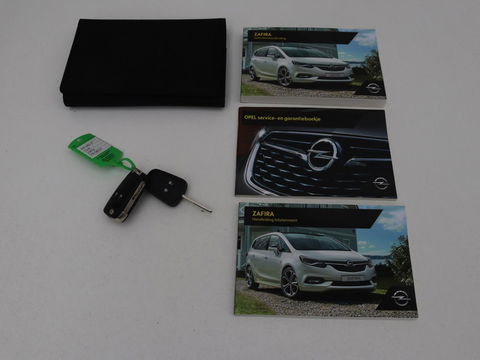 Opel Zafira 2.0 CDTI Innovation 7-Persoons | 1e eigenaar | Camera | Trekhaak | Navigatie | Carplay | Full LED | Cruise control | Bluetooth | Climate control
