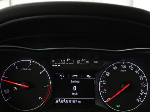 Opel Zafira 2.0 CDTI Innovation 7-Persoons | 1e eigenaar | Camera | Trekhaak | Navigatie | Carplay | Full LED | Cruise control | Bluetooth | Climate control
