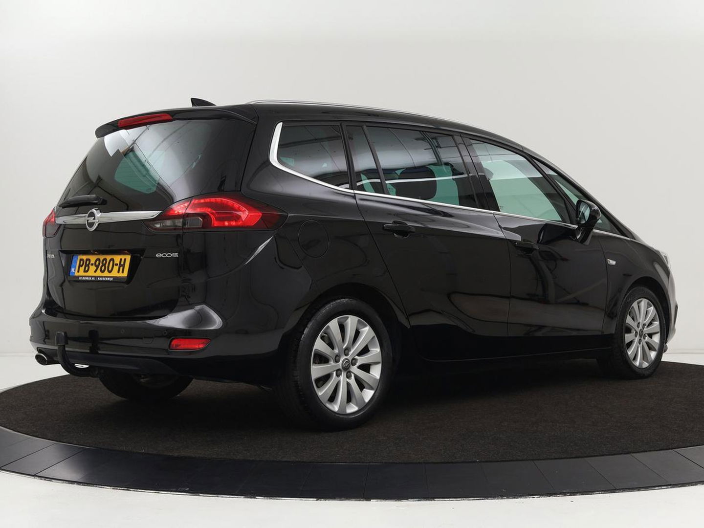 Opel Zafira 2.0 CDTI Innovation 7-Persoons | 1e eigenaar | Camera | Trekhaak | Navigatie | Carplay | Full LED | Cruise control | Bluetooth | Climate control