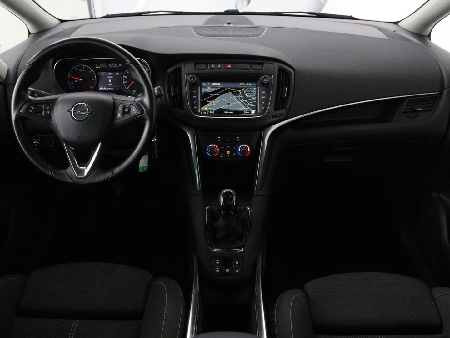 Opel Zafira 2.0 CDTI Innovation 7-Persoons | 1e eigenaar | Camera | Trekhaak | Navigatie | Carplay | Full LED | Cruise control | Bluetooth | Climate control