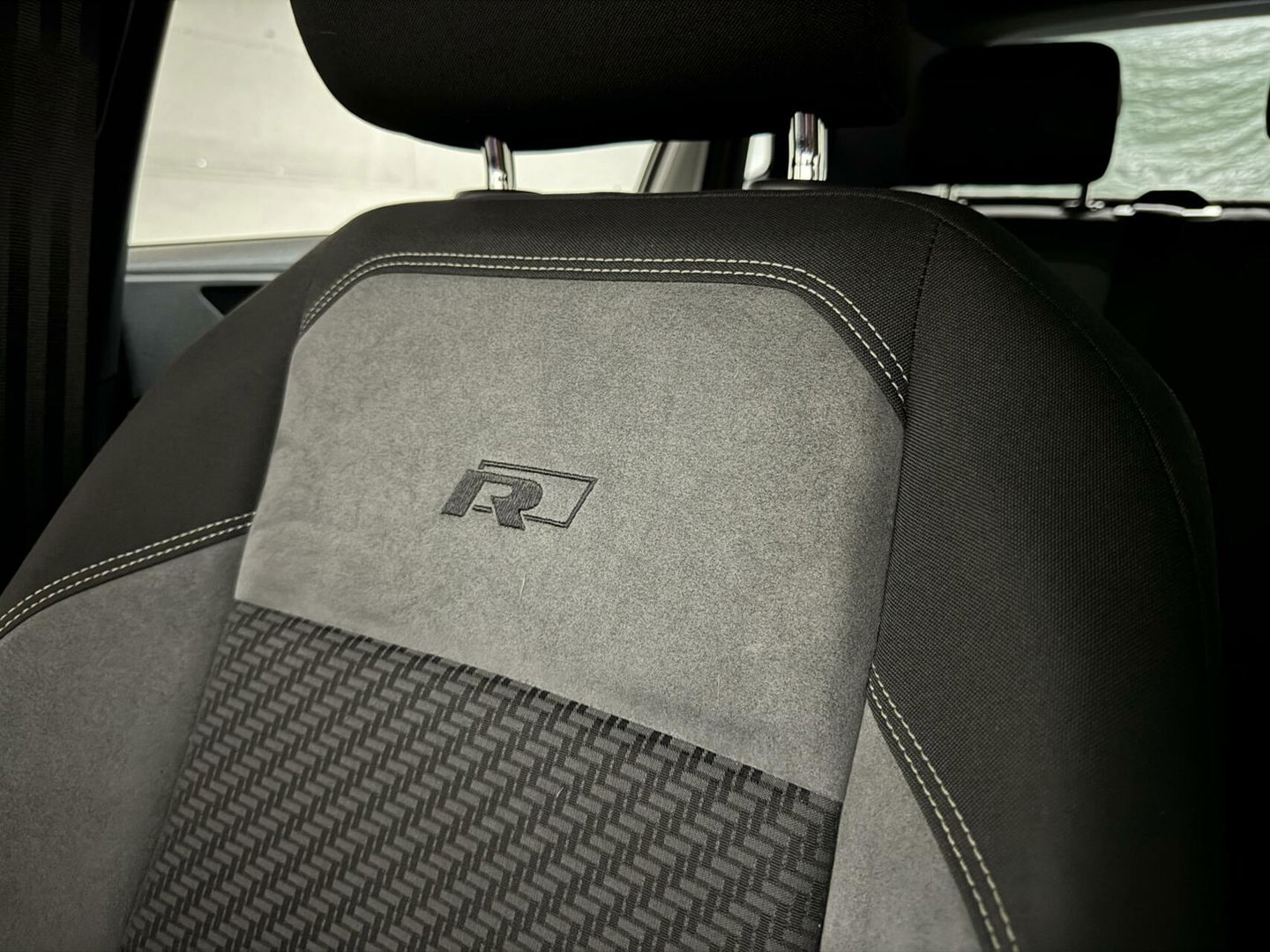 Volkswagen Polo 1.0 TSI 2x R-Line Pano Virtual CarPlay Cruise NAP