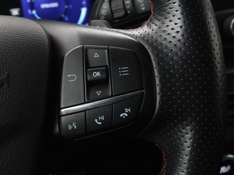 Ford Focus 1.5 EcoBoost ST Line X | Camera | Carplay | Trekhaak | Full LED | Navigatie | Keyless | Digital Cockpit | Climate control | Parkeerhulp | Cruise control
