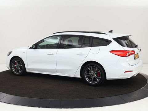 Ford Focus 1.5 EcoBoost ST Line X | Camera | Carplay | Trekhaak | Full LED | Navigatie | Keyless | Digital Cockpit | Climate control | Parkeerhulp | Cruise control