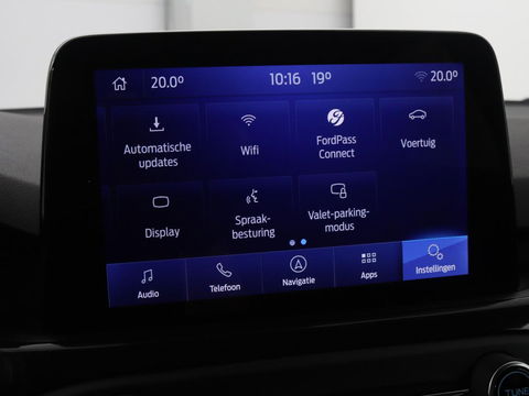 Ford Focus 1.5 EcoBoost ST Line X | Camera | Carplay | Trekhaak | Full LED | Navigatie | Keyless | Digital Cockpit | Climate control | Parkeerhulp | Cruise control