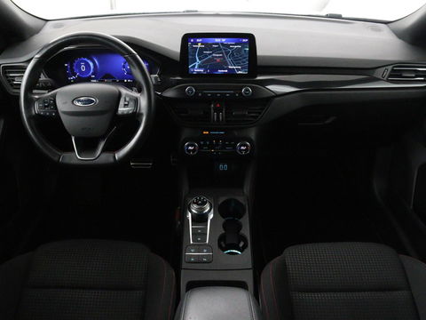 Ford Focus 1.5 EcoBoost ST Line X | Camera | Carplay | Trekhaak | Full LED | Navigatie | Keyless | Digital Cockpit | Climate control | Parkeerhulp | Cruise control